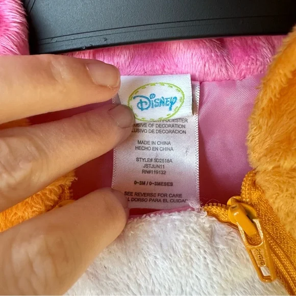 Disney Pooh Bear Pink and Orange Footie - Picture 2 of 6